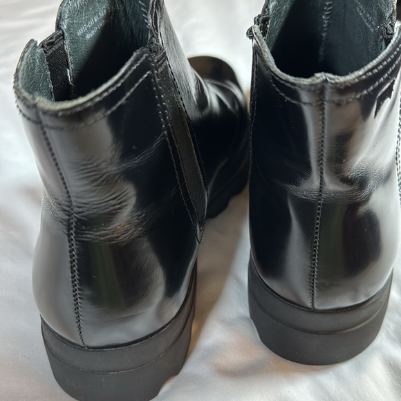 Camper Black Patent Leather Chunky Chelsea Boots Size 38/ 7.5 - Picture 6 of 9